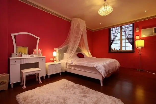 Romantic Tek Büyük Yataklı Oda