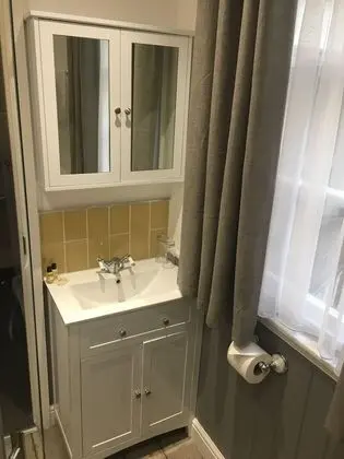 Family Tek Büyük veya İki Ayrı Yataklı Oda