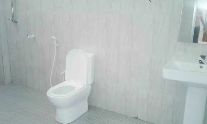 Üç Kişilik Oda
