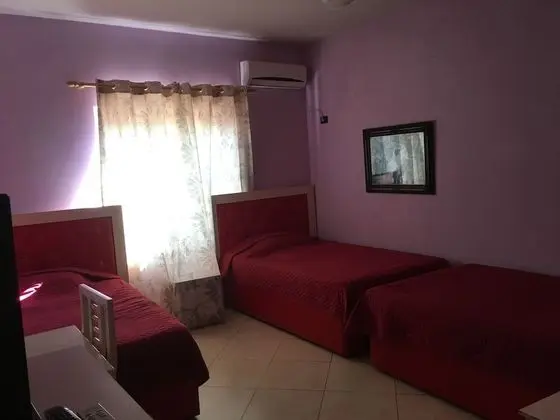 Basic Üç Kişilik Oda