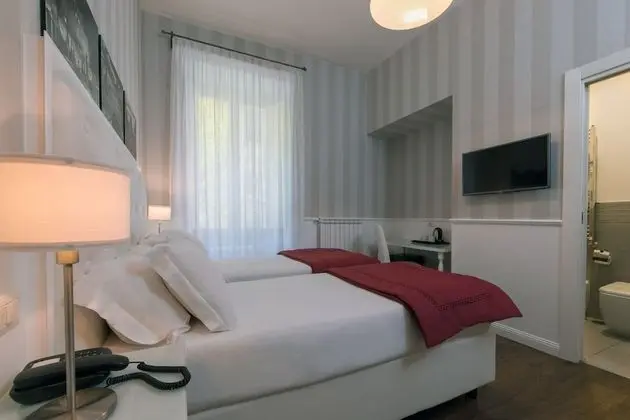 Tek Büyük veya İki Ayrı Yataklı Oda