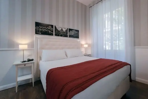 Tek Büyük veya İki Ayrı Yataklı Oda