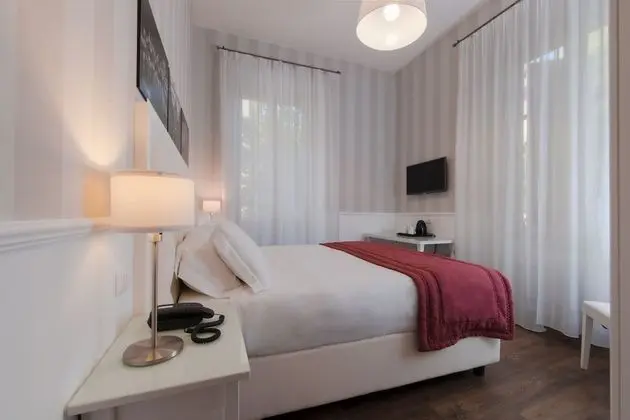 Tek Büyük veya İki Ayrı Yataklı Oda