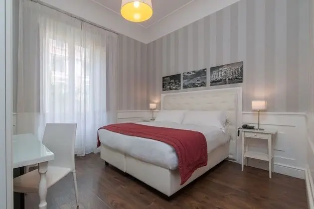 Tek Büyük veya İki Ayrı Yataklı Oda