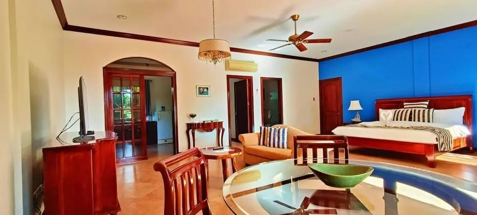 Tek Büyük Yataklı Oda