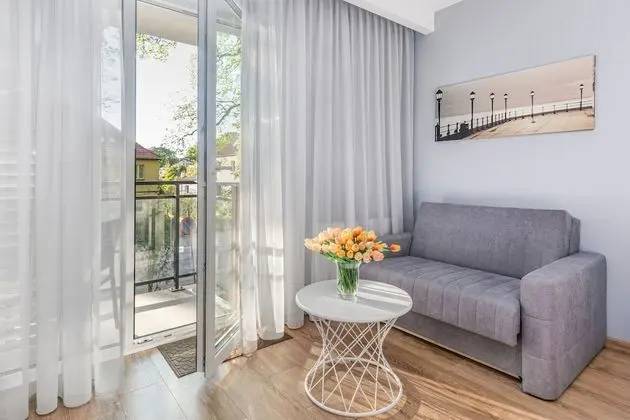 Stüdyo, Balkon