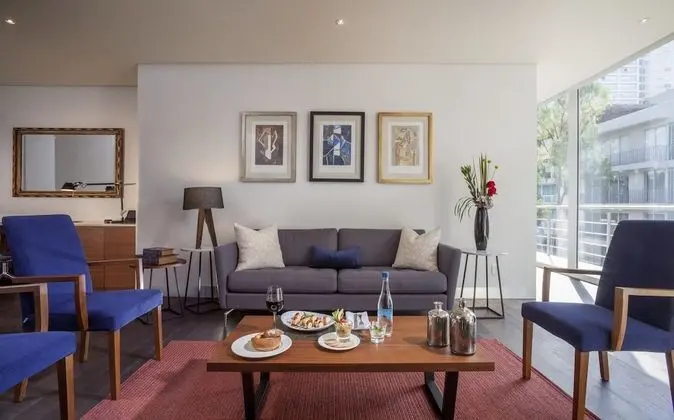 STARA SUITE