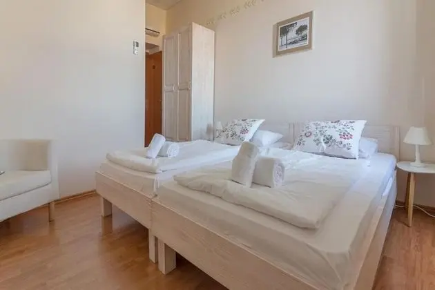 Standard Tek Büyük veya İki Ayrı Yataklı Oda