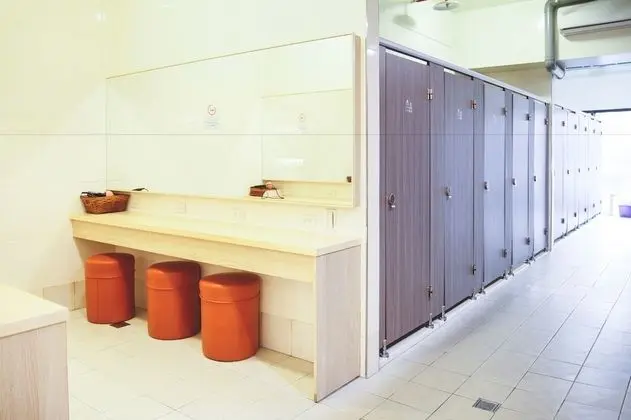 Ortak Ranzalı Oda, Karma Ranzalı Oda, Ortak Banyo