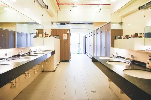 Ortak Ranzalı Oda, Karma Ranzalı Oda, Ortak Banyo