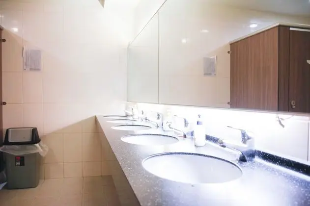 Ortak Ranzalı Oda, Karma Ranzalı Oda, Ortak Banyo