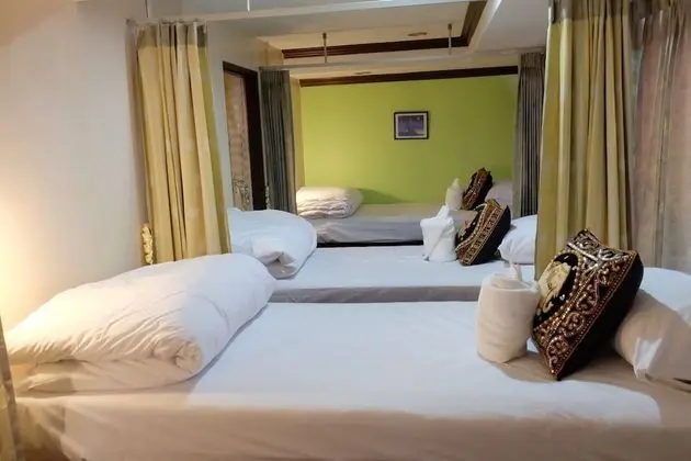 4-Bed Mixed Dormitory
