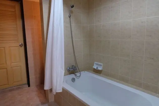 4-Bed Mixed Dormitory