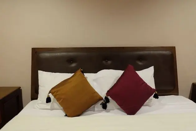 Standard Room with Shared Bathroom