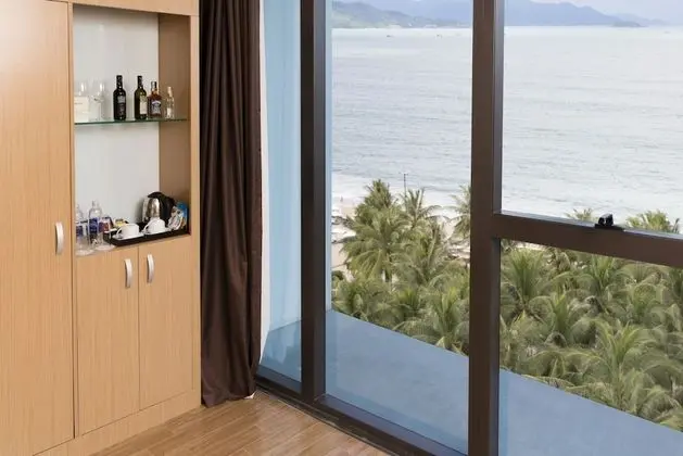 Premier Double Room, 1 King Bed, Sea View