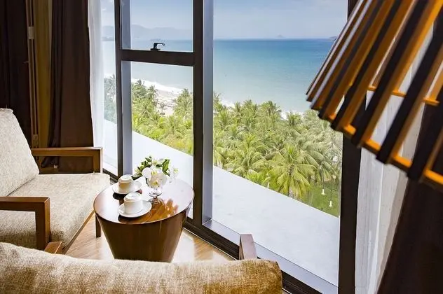 Premier Double Room, 1 King Bed, Sea View