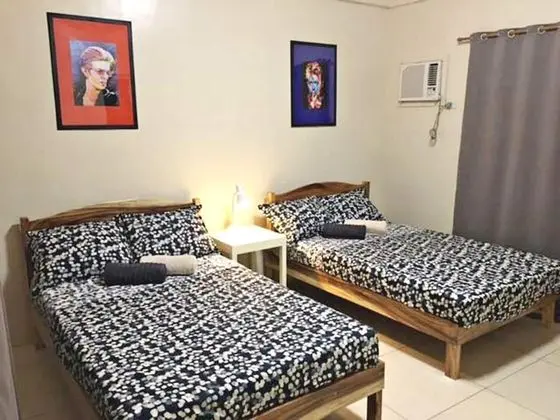 İki Ayrı Yataklı Oda, 2 Çift Kişilik Yatak