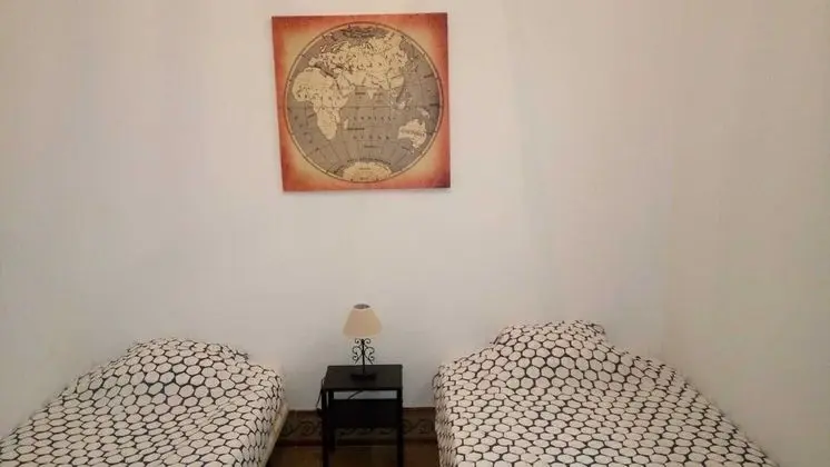 Economy Tek Büyük Yataklı Oda