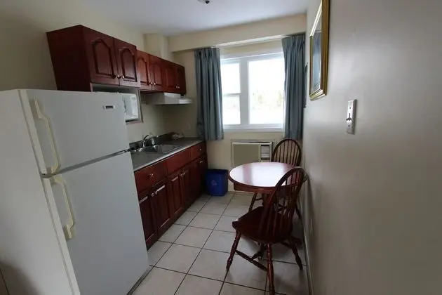 2 Double Beds, Suite, Lake View