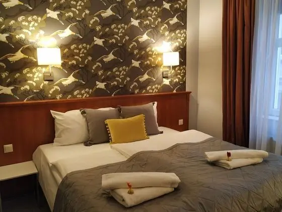 Standard Tek Büyük Yataklı Oda