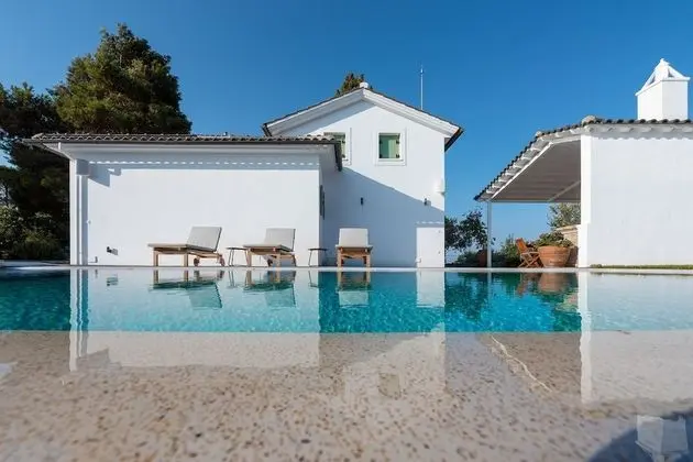 Standard Villa, Kişiye Özel Havuzlu (Villa Phoenix)