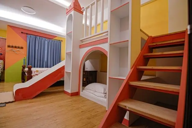 Deluxe Dört Kişilik Oda