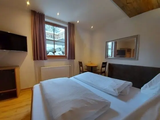 Comfort Tek Büyük Yataklı Oda, Banyolu/Duşlu (Untergschoss)