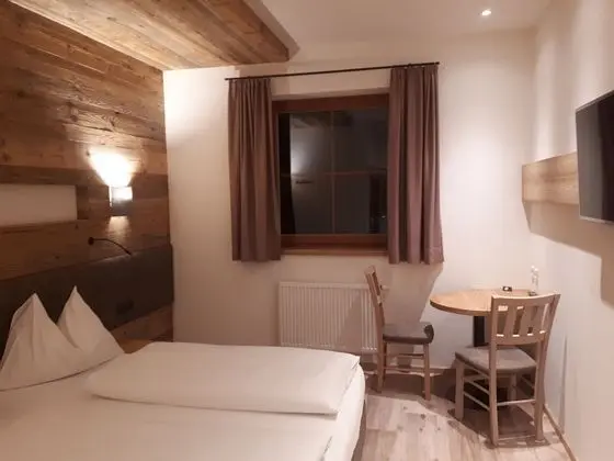 Standard Tek Büyük Yataklı Oda, Banyolu/Duşlu