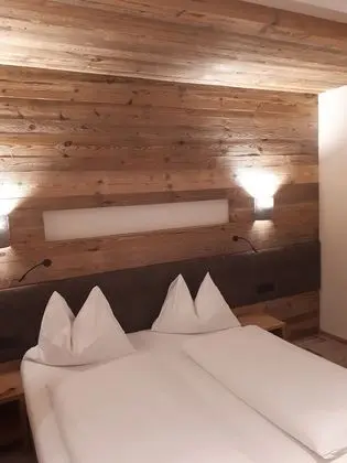 Standard Tek Büyük Yataklı Oda, Banyolu/Duşlu