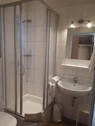 Standard Tek Büyük Yataklı Oda, Banyolu/Duşlu