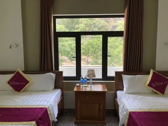 Dört Kişilik Oda, Dağ Manzaralı