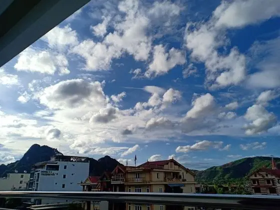 Dört Kişilik Oda, Şehir Manzaralı