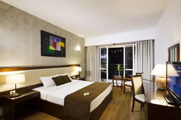 Senior Oda, Balkon, Şehir Manzaralı