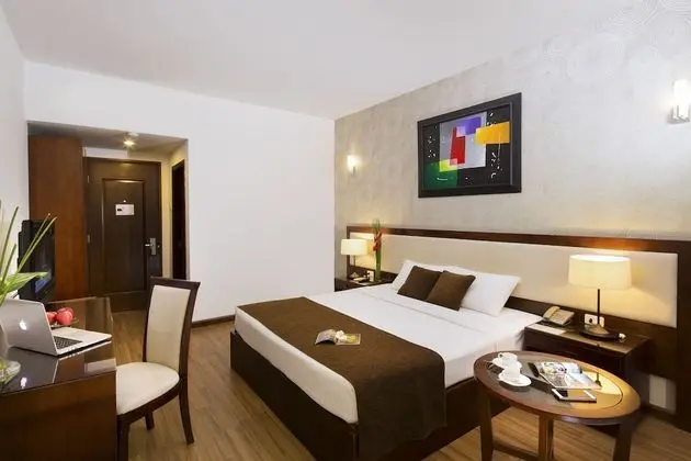 Senior Oda, Balkon, Şehir Manzaralı