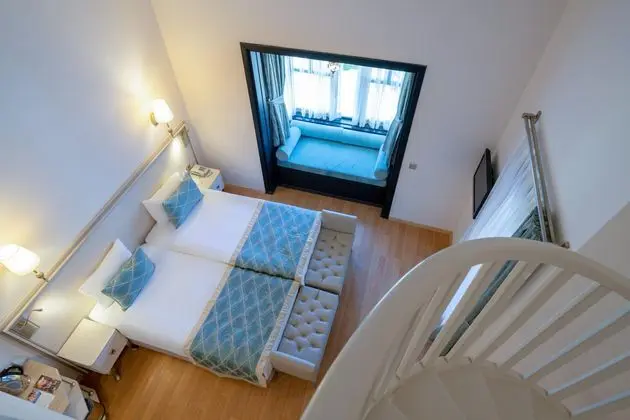 https://images.etstur.com/imgproxy/resize/2560x1440/files/images/hotelImages/etsrooms/561/Starlight_Resort_Hotel_20260120094814_0.jpg