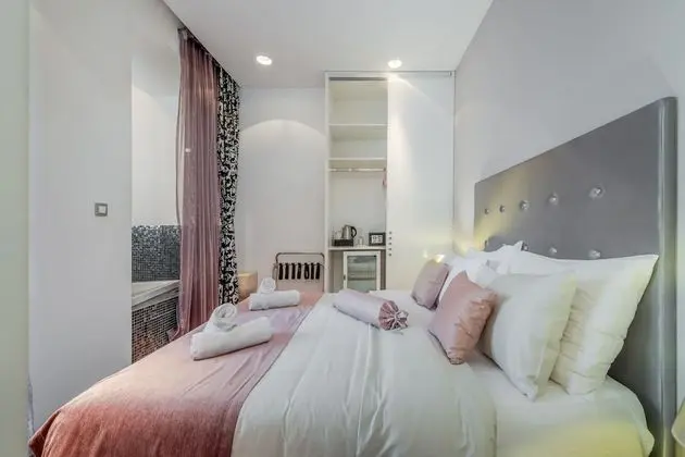 Deluxe Double Room with Jacuzzi