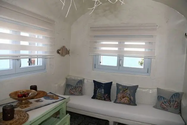 Luxury Seaside Suite