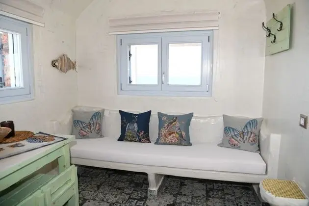 Luxury Seaside Suite