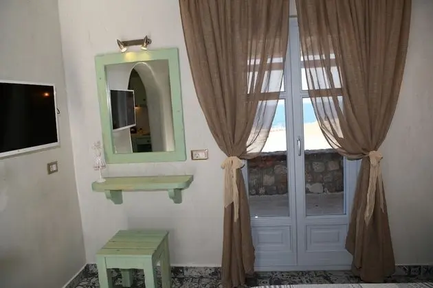 Luxury Seaside Suite