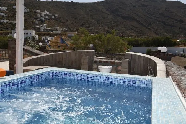 Luxury Seaside Suite