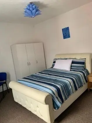 Basic Double Room - Blue Room