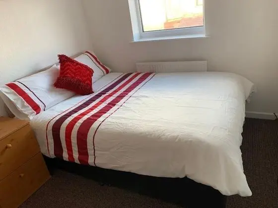 Basic Double Room - Red Room