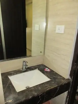 Premium Tek Büyük Yataklı Oda