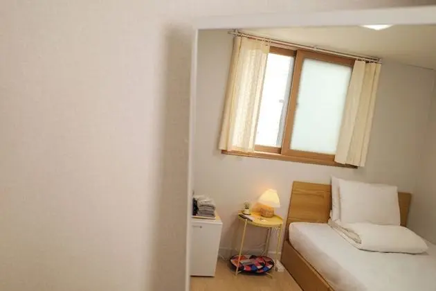 Double Room (non-Korean nationals only)