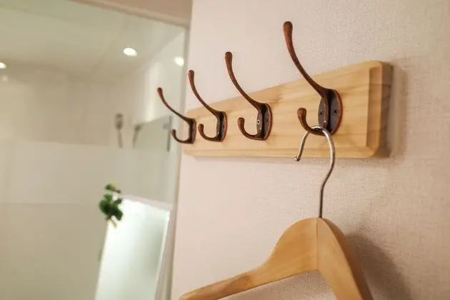 Single Room, No Windows (non-Korean nationals only)