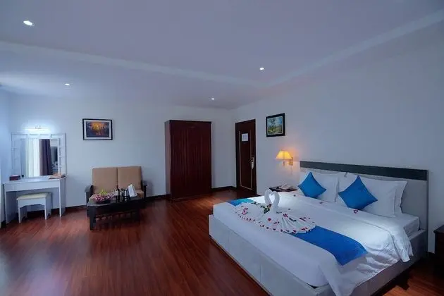 Deluxe Tek Büyük veya İki Ayrı Yataklı Oda, Şehir Manzaralı
