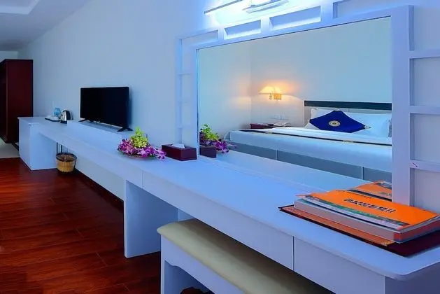 Deluxe Tek Büyük veya İki Ayrı Yataklı Oda, Şehir Manzaralı