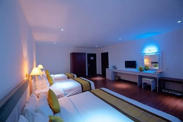 Deluxe Üç Kişilik Oda, Şehir Manzaralı