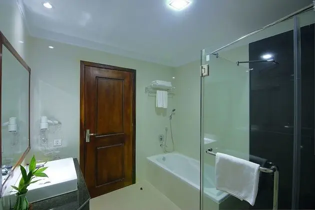 Superior Tek Büyük veya İki Ayrı Yataklı Oda, Şehir Manzaralı