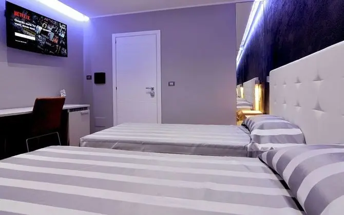 Deluxe Tek Büyük veya İki Ayrı Yataklı Oda